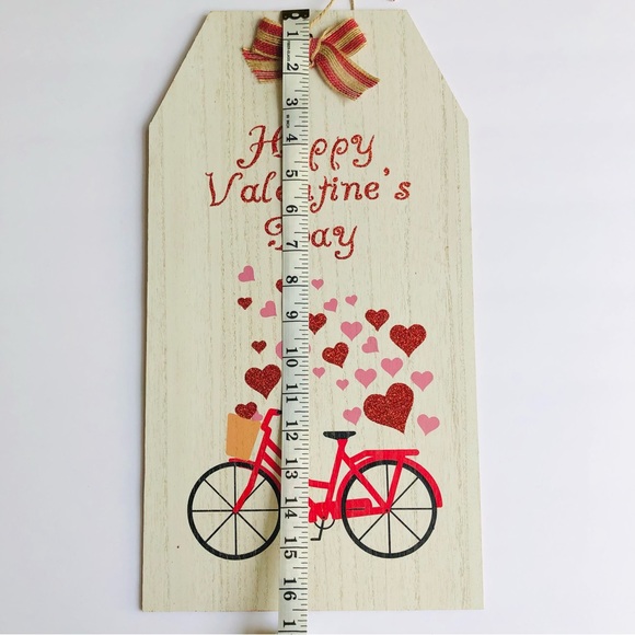 Happy Valentine’s Day Decor Sign - Picture 4 of 10